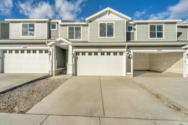 Main picture of 3961 W Corn Patch Ave