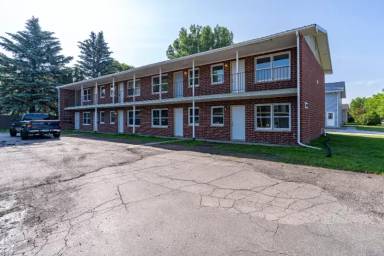 Main picture of 1108 N 39th St