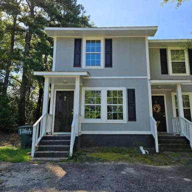 Main picture of 126 Doctor Cir