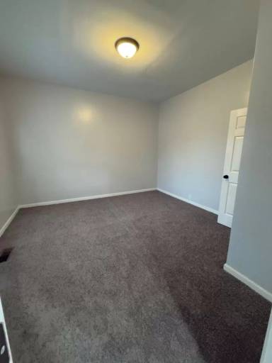 Main picture of 120 E 14th St