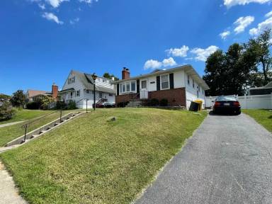 Main picture of 573 Shipley Rd