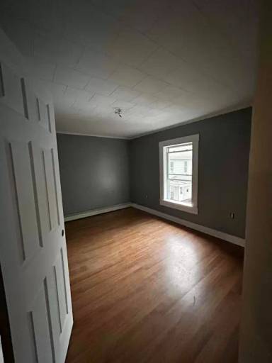 Main picture of 121 Dundaff St
