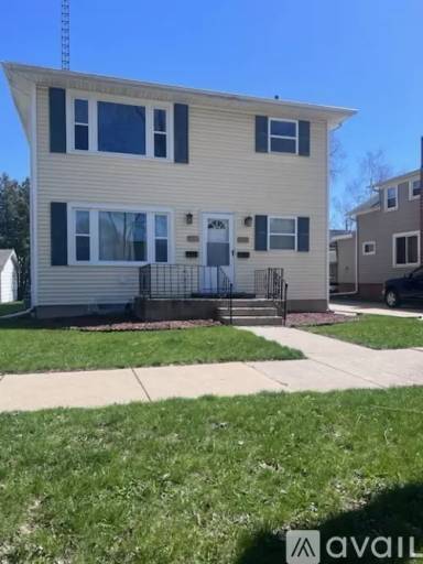 Main picture of 119 N Washington St