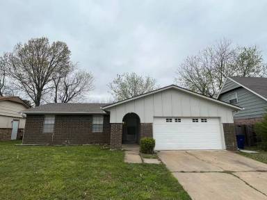 Main picture of 3608 S 108th East Ave