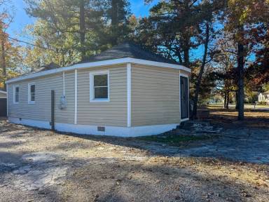 Main picture of 3000 Courthouse Rd