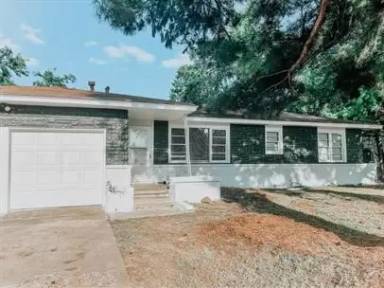 Main picture of 422 S 4th St