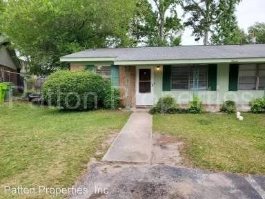 Main picture of 7 Loquat Court A & B