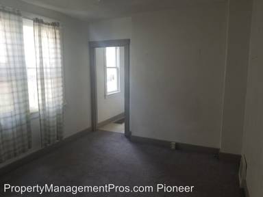 Main picture of 533 1/2 Allegheny Ave