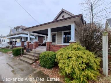 Main picture of 109 W Locust St