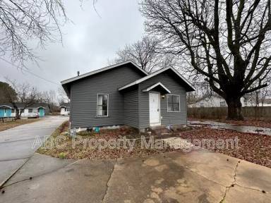 Main picture of 413 Ewalt Ave