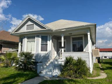 Main picture of 1150 Orange St