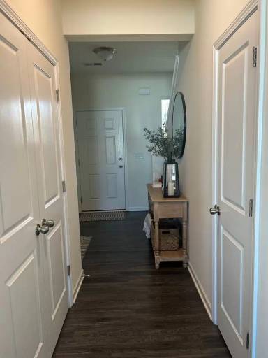 Main picture of 571 Pollyanna Dr