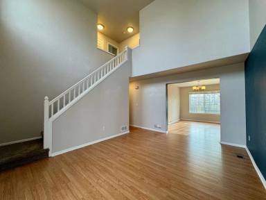 Main picture of 2644 E 131st Pl