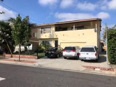 Main picture of 12521 York Ave