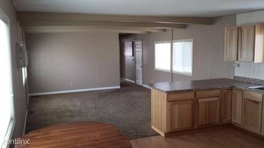 Main picture of 1600 3rd St W