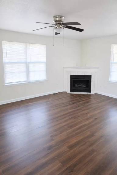 Main picture of 718 Connor St