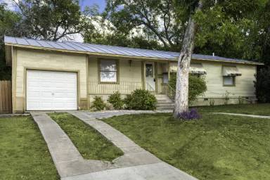 Main picture of 342 Leming Dr