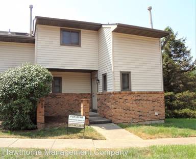 Main picture of 403 Foxfire Dr