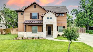 Main picture of 1301 Foster Ave