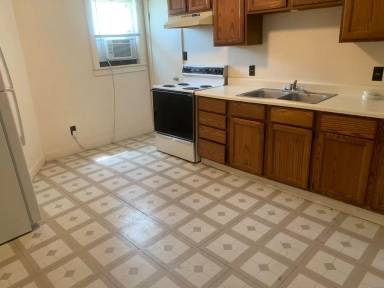 Main picture of 1034 N 7th St