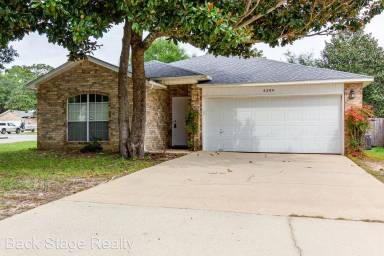 Main picture of 4204 Lancaster Dr