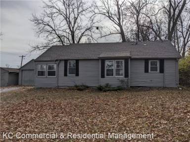 Main picture of 2523 NE 46th Ter