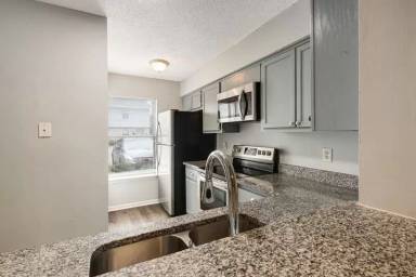 Main picture of 5640 Ansley St