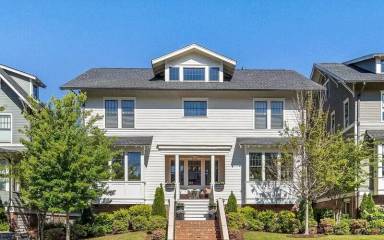 Main picture of 2500 Marshall Pl