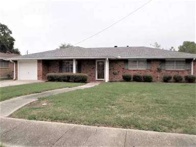 Main picture of 1009 Poplar St