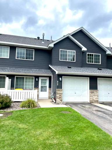 Main picture of 805 Horizon Dr SE