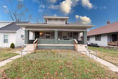 Main picture of 2914 Meredith Ave