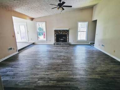 Main picture of 1315 Cone Cir