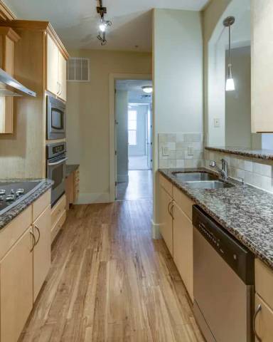 Main picture of Enclave At Hillsboro Village