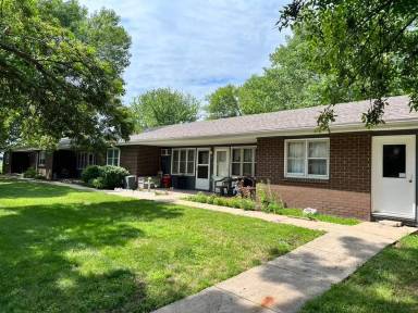 Main picture of 115 Elm St