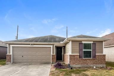 Main picture of 29327 Legends Green Dr