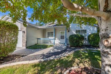 Main picture of 1912 S Peppercorn Pl