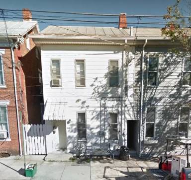 Main picture of 209 N Bedford St