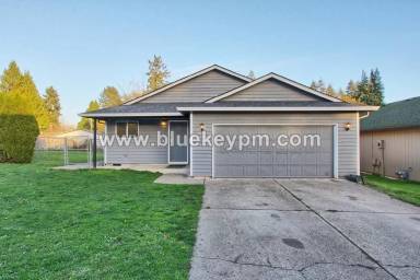 Main picture of 3104 NE 54th St