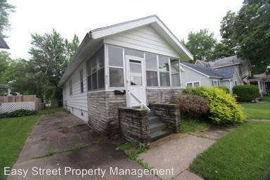 Main picture of 908 4th Ave