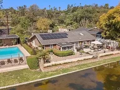 Main picture of 2161 Buena Creek Rd