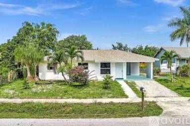 Main picture of 2511 NW 1st St