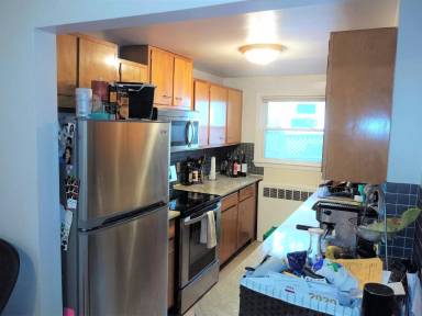 Main picture of 8 Kenwood St