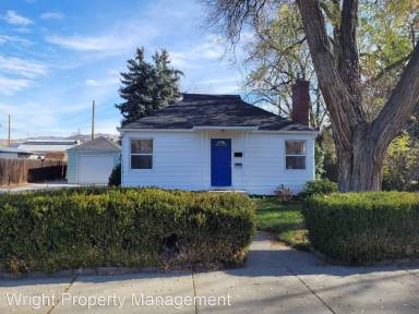 Main picture of 1516 S Division Ave