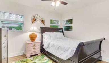 Main picture of 814 W Gonzalez St