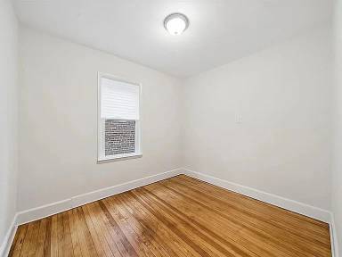 Main picture of 11941 27th Ave