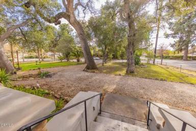 Main picture of 112 W Aliso St