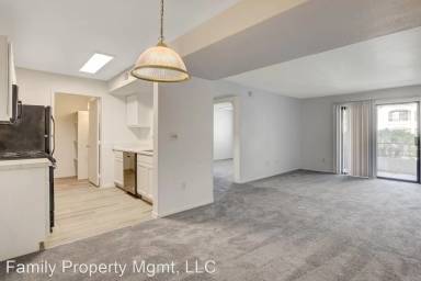 Main picture of Horizons At Seven Hills