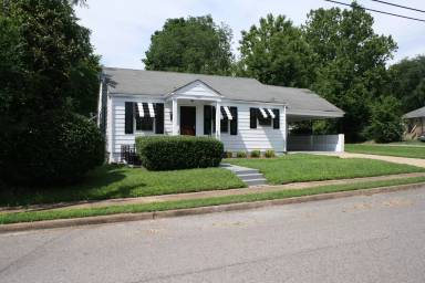 Main picture of 909 Mansfield Ave