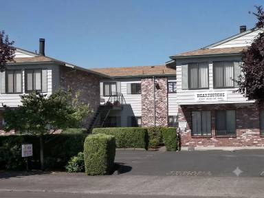 Main picture of 4529 SE 28th Ave