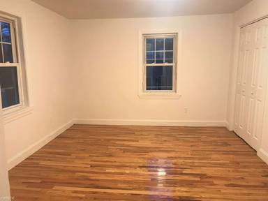 Main picture of 7 Perry St
